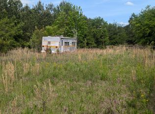 3 Rogers Rd, Summerton, SC 29148