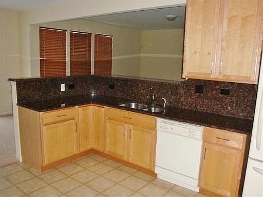 4th image of 925 Kings Canyon Dr