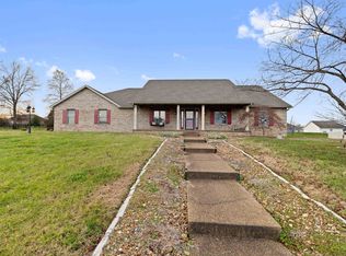 2677 Briarcliff Dr, Newburgh, IN 47630