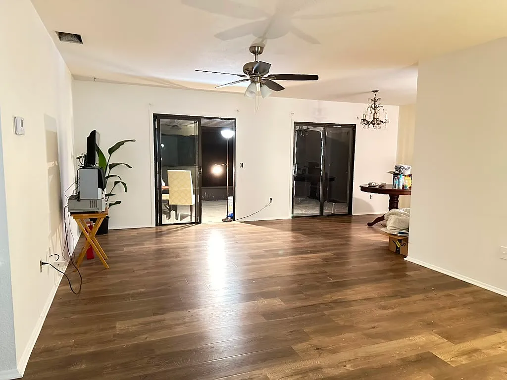 2 bed, 1100 sqft, $1,550 — Photo 2
