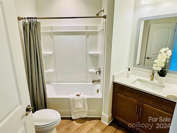 5th image of 314 Lifestyle Ct #11