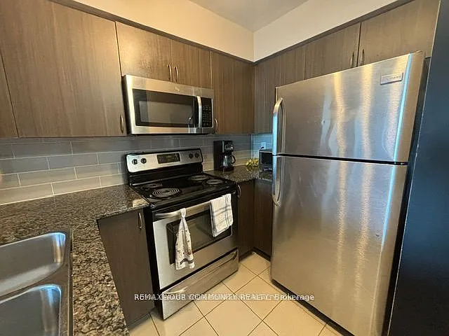 812 Lansdowne Ave #911 — Photo 9
