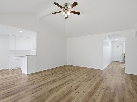 2nd image of 6011 Bankside Dr