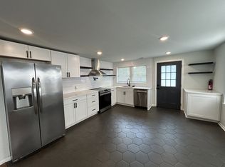 505 E 35th St, Savannah, GA 31401