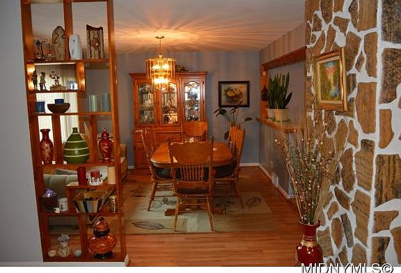 5th image of 1243 Hammond Ave