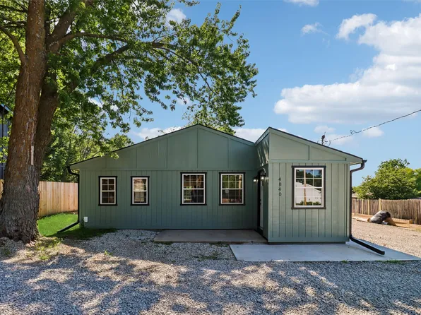 4840 NW 52nd St, Des Moines, IA 50310