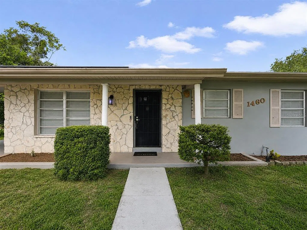 2 bed, 2.0 bath, 1109 sqft, $2,100 — Photo 2