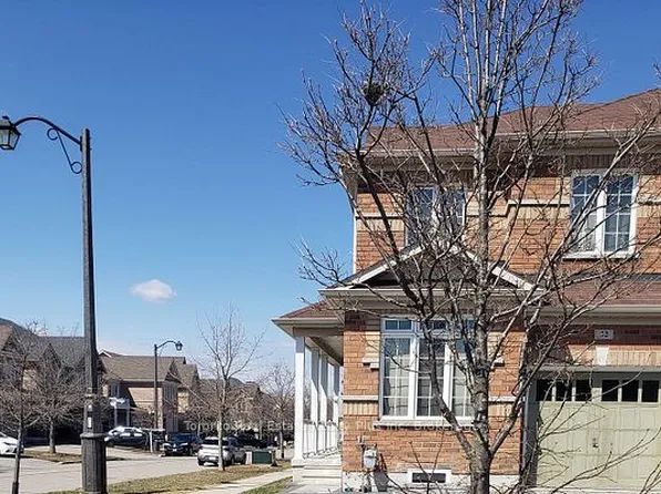 32 Turnhouse Cres, Markham, ON L6B 0S5