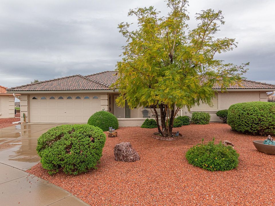 1st image of 2202 S Myrtlewood Cir