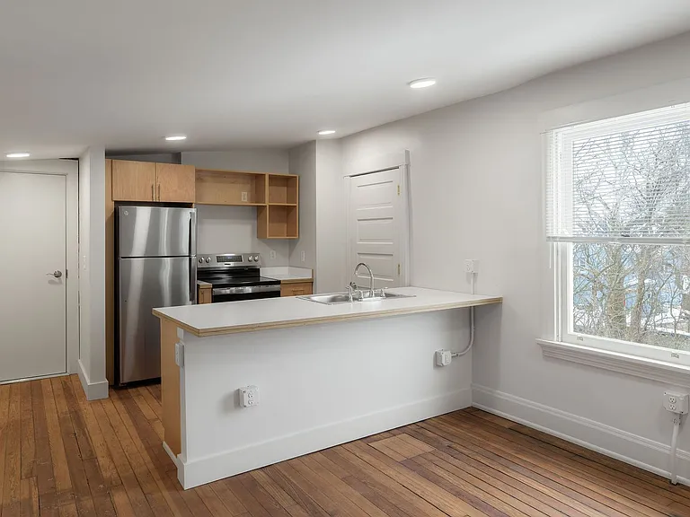 3570 Montgomery Rd — Photo 16