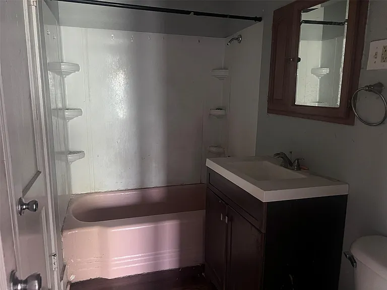 709 S Harrison Ln — Photo 11