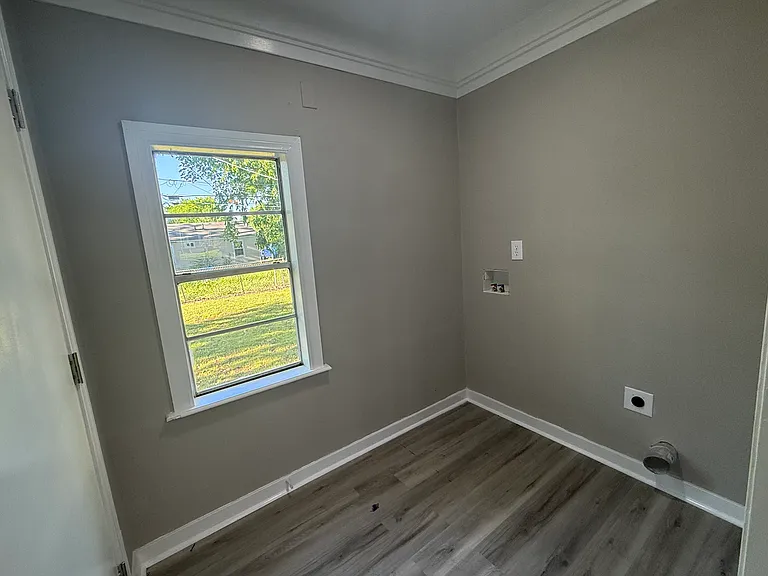 1606 S Aberdeen St — Photo 18