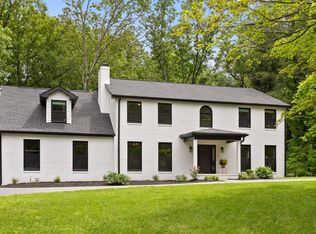 1234 Mountain Brook Cir, Signal Mountain, TN 37377