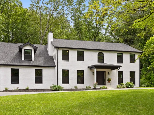 1234 Mountain Brook Cir, Signal Mountain, TN 37377