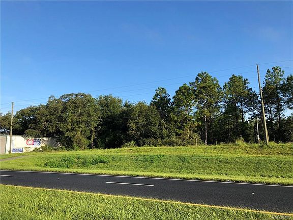 3rd image of 1055 W. Gulf To Lake Hwy