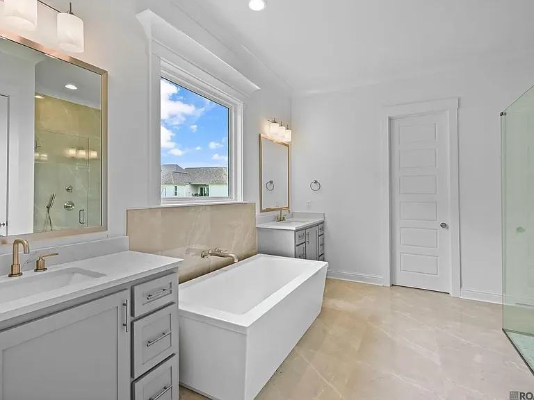 4463 Camargue Ave — Photo 6