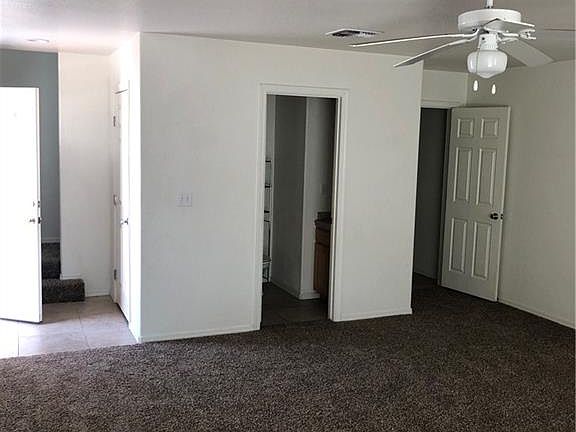 5th image of 394 Anna Cir