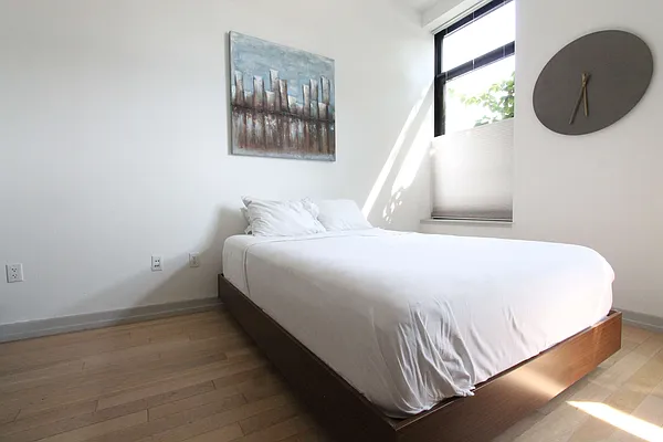 Rented by Compass | media 38