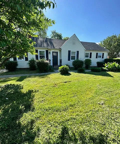 1320 Poplar Ave — Photo 34