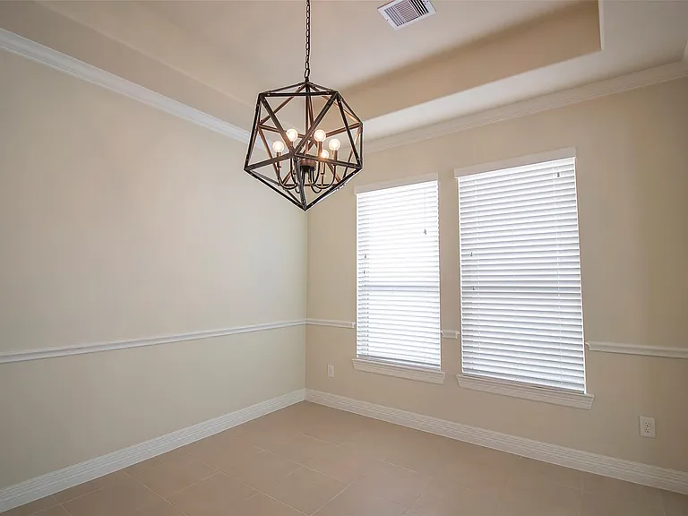 4718 Sabero Ln — Photo 6