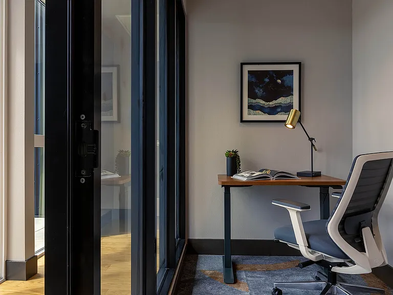 Private work room
