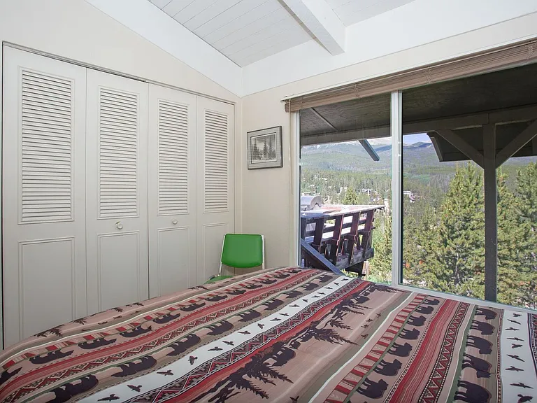 1148 American Way — Photo 12
