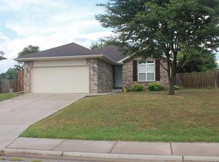 1358 S 19th Ave, Ozark, MO 65721