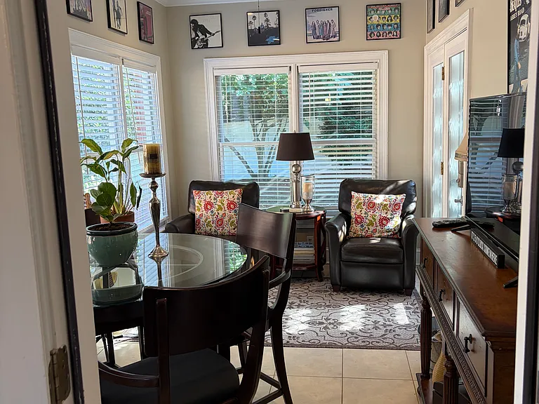 832 Shelter Cove Ct — Photo 10