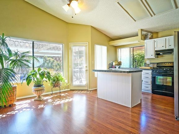 -Kitchen3