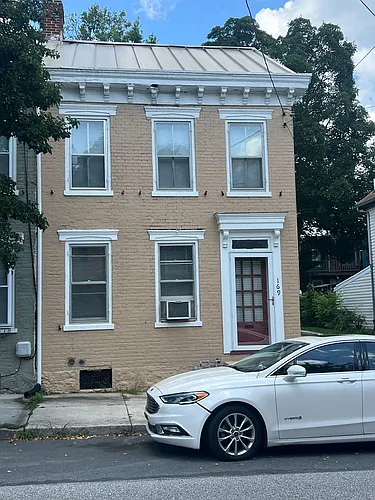 169 E Pomfret St Photo 1 169 E Pomfret St Photo 1
