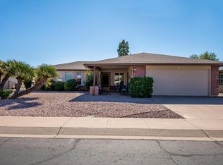 817 Leisure World, Mesa, AZ 85206