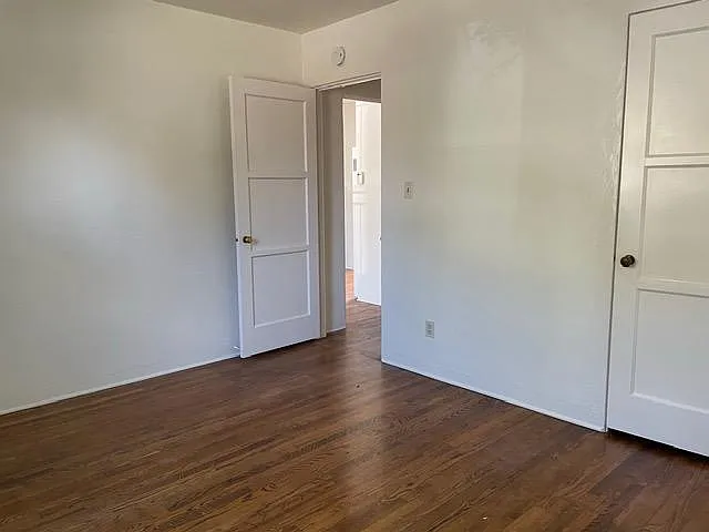 861 Law St — Photo 13