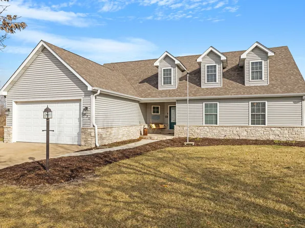 250 W Des Plaines St, Coal City, IL 60416