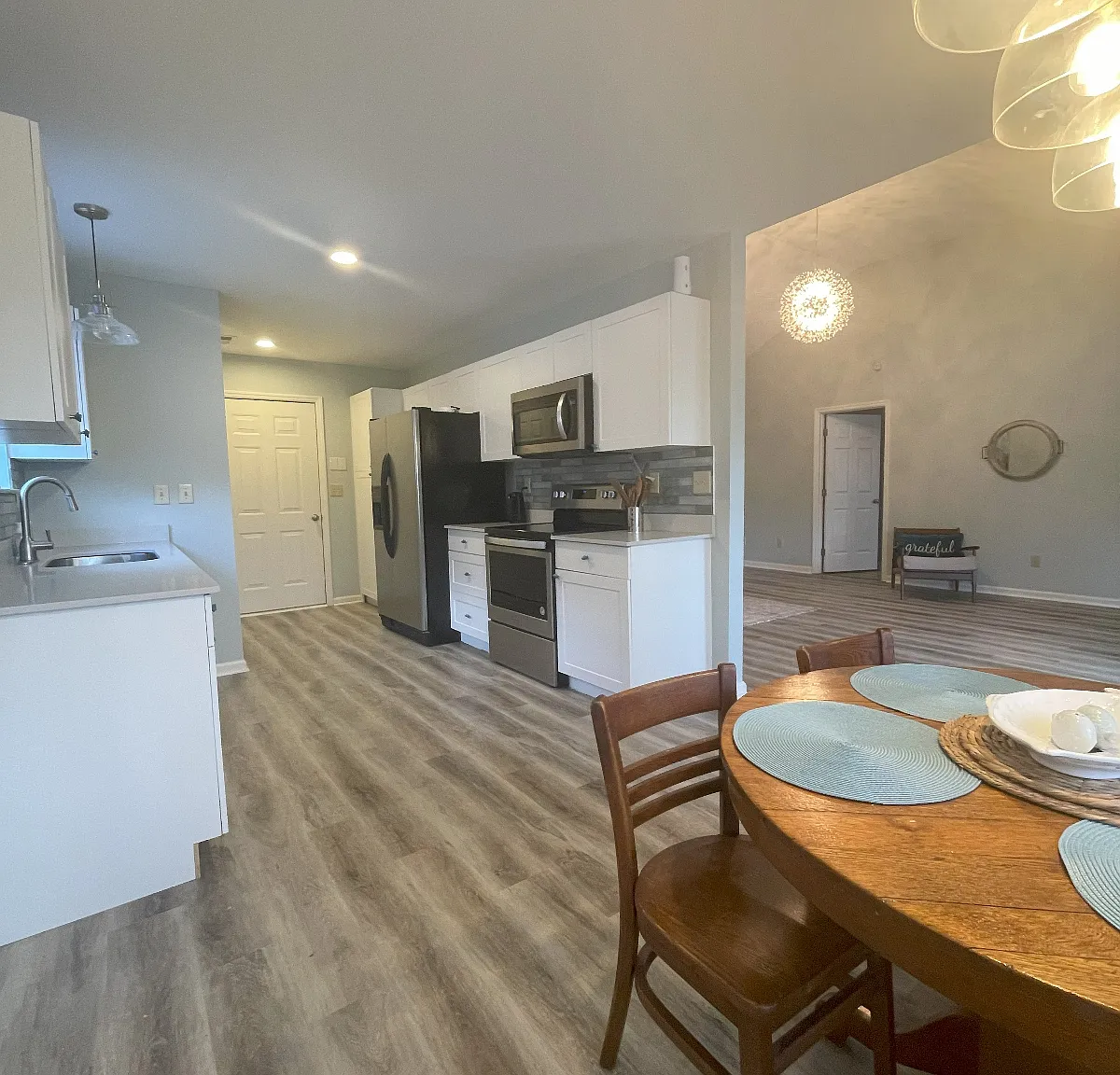 4 bed, 1527 sqft, $1,500 — Photo 1