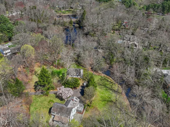 48 Cavalry Road, Westport, CT 06880