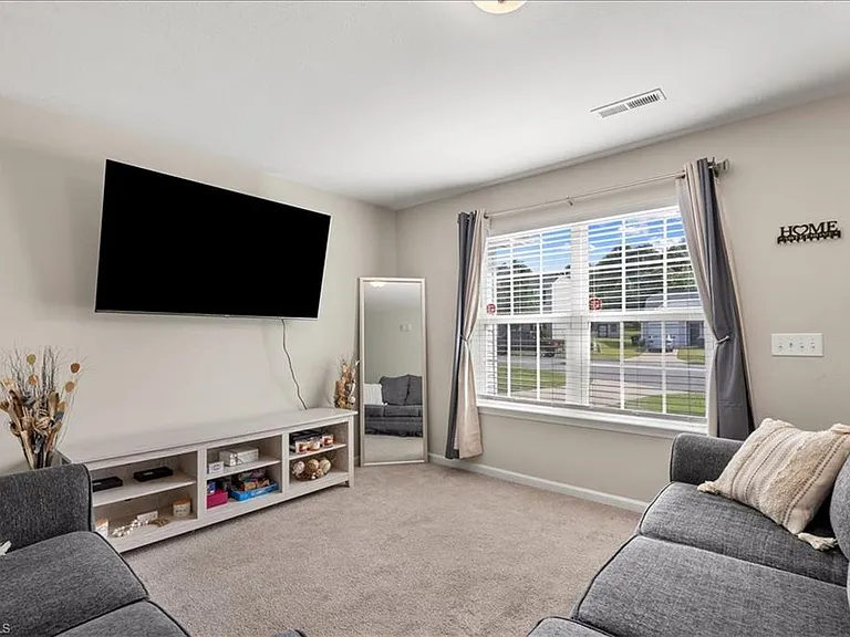 4105 Davis Ridge Ct — Photo 3