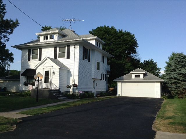 OPEN HOUSE SUNDAY 12 to 4 