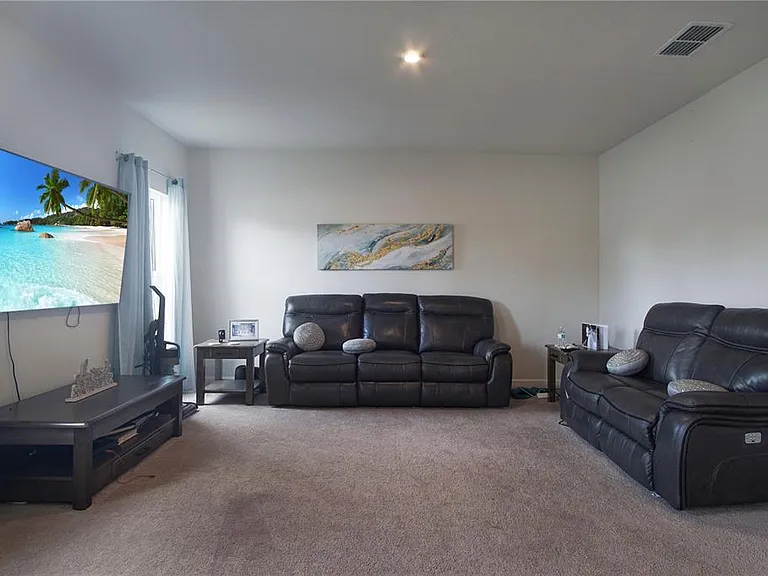 181 Silver Maple Bnd — Photo 9