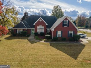 933 Field View Dr, McDonough, GA 30253