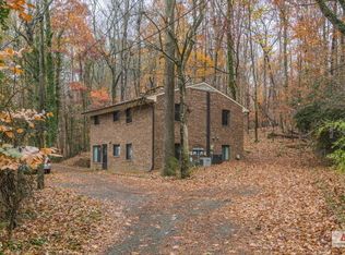 222 Valley Park Dr #A & B, Chapel Hill, NC 27514