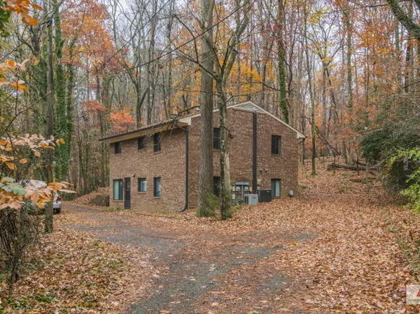 222 Valley Park Dr #A & B, Chapel Hill, NC 27514