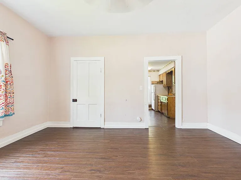 309 Broad St — Photo 9