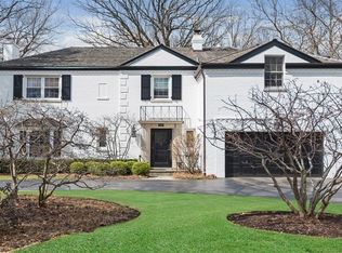 385 Oakland Dr, Highland Park, IL 60035