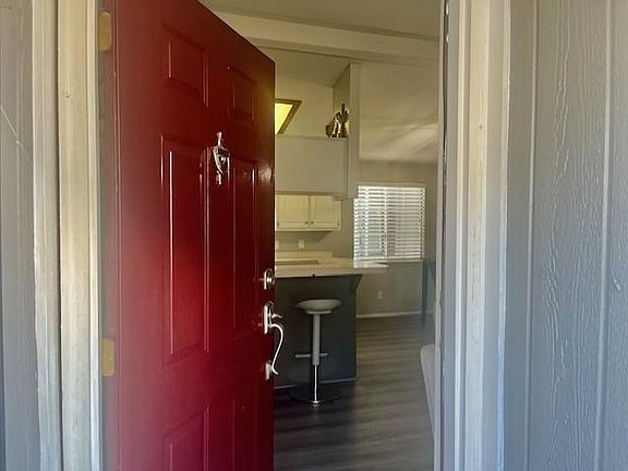 3rd image of 3015 E Bayshore Rd Spc 316