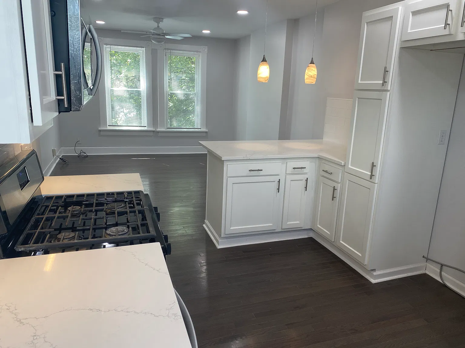 3 bed, 1500 sqft, $2,499 — Photo 2