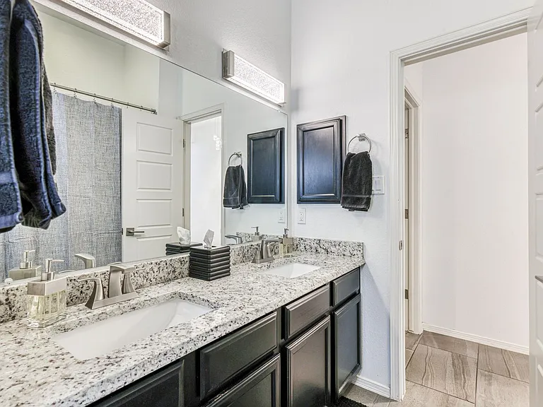 4825 Rancho Feliz Ct #C-T — Photo 23