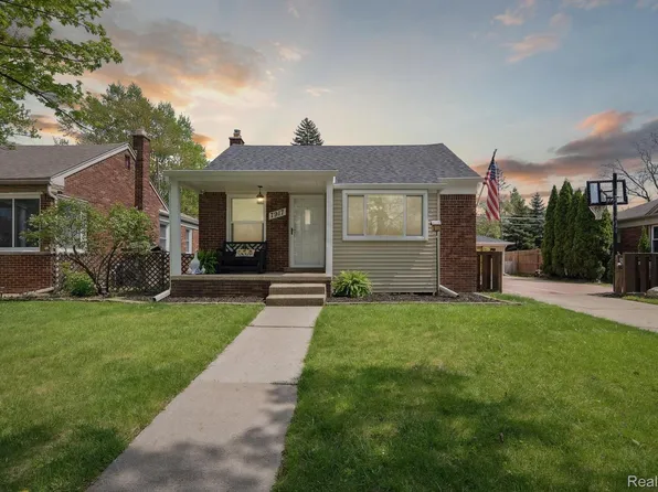 7917 Rosedale Blvd, Allen Park, MI 48101
