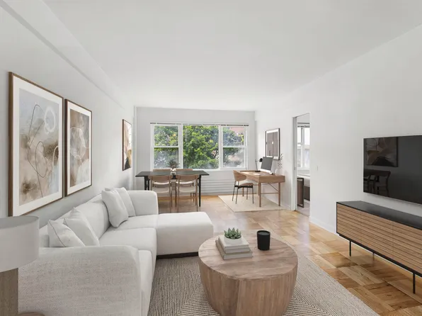 288 Lexington Avenue image 1 of 8