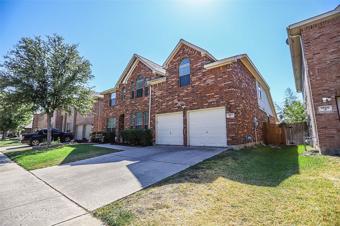 1004 Marlow Ln, Fort Worth, TX 76131 Zillow