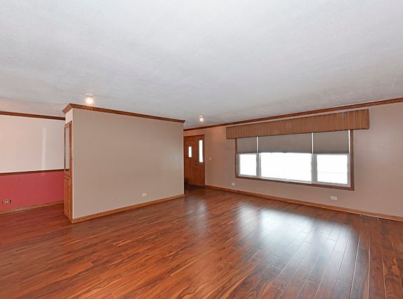 5th image of 38593 N Cedar Ave